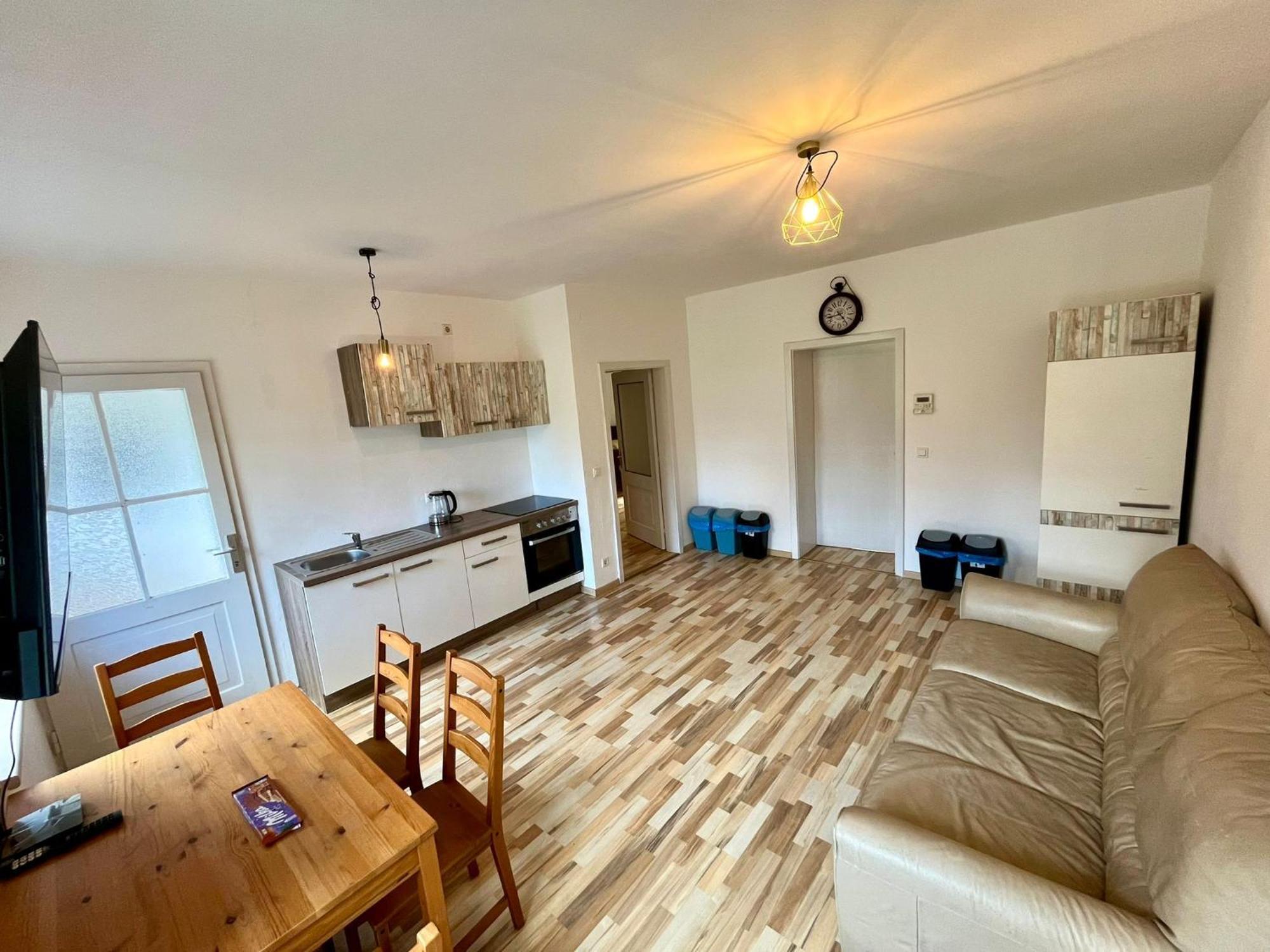 Monteurwohnung Leoben, Zentral 레오벤 외부 사진